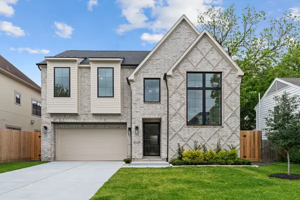 2628 Sunset Boulevard, West University Place, TX 77005