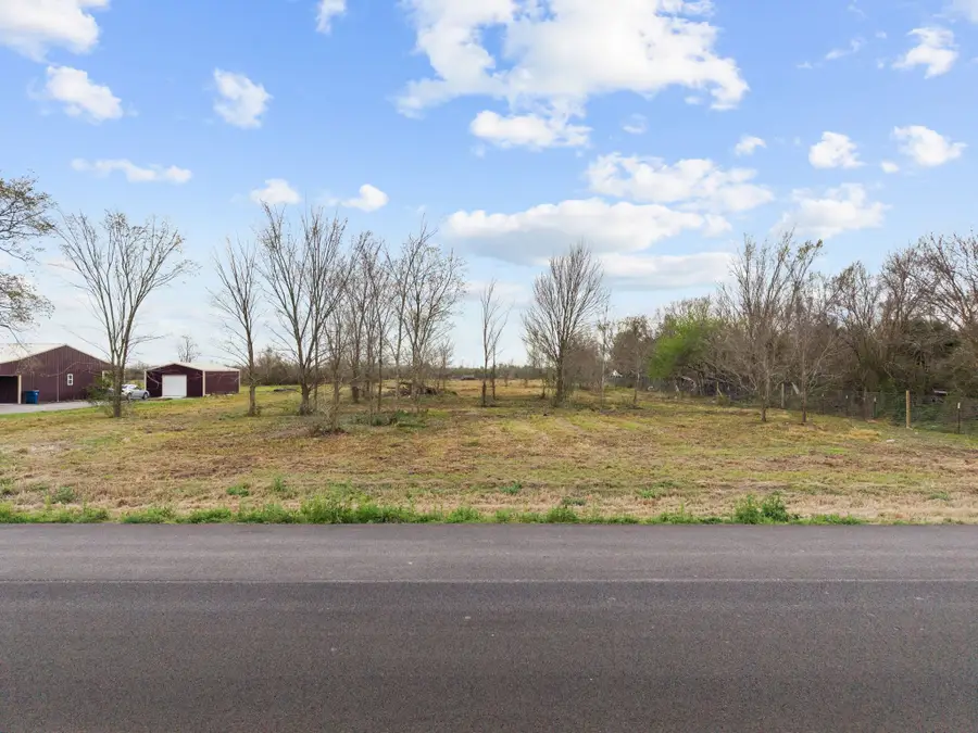 17 County Road 533, Angleton, TX 77515 - #2