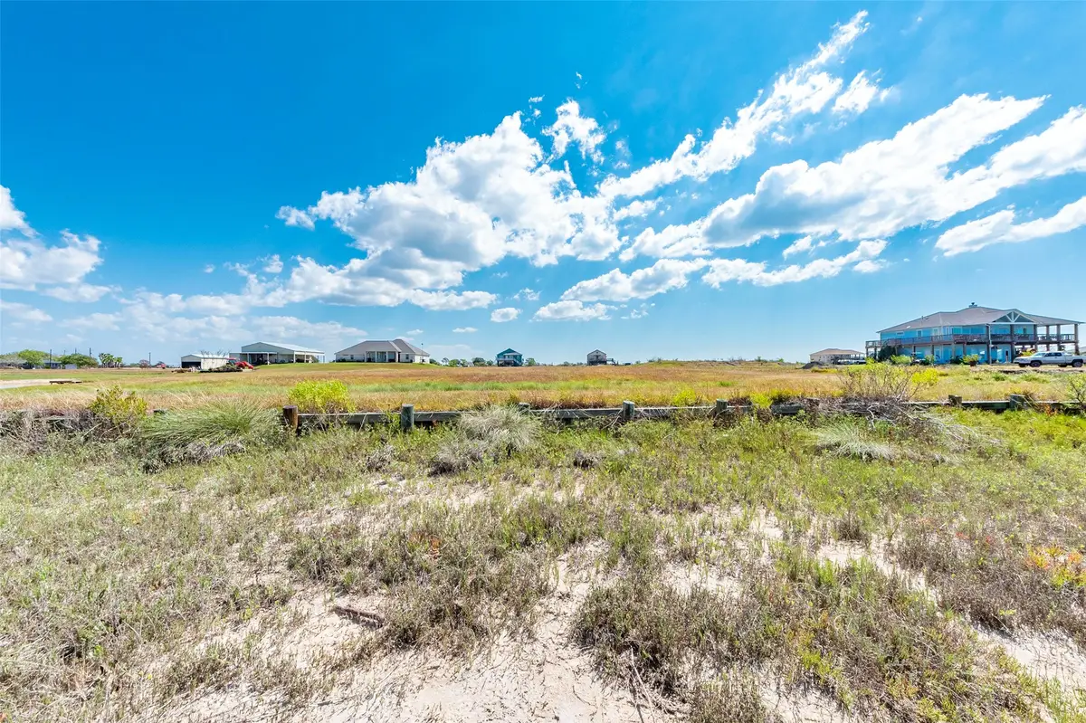 195 E Turtle Bay Cove Drive, Palacios, TX 77465 - #1