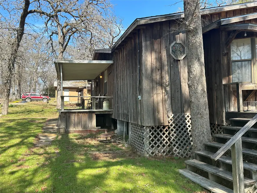 9424 Riley Green Road, Franklin, TX 77856 - Image #2