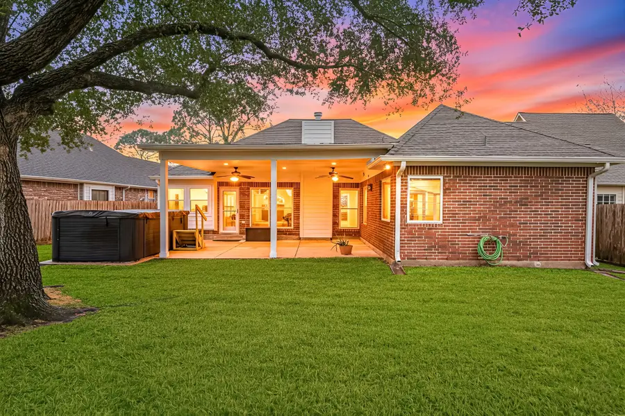 2234 Enchanted Isle Drive, Houston, TX 77062 - Image #2