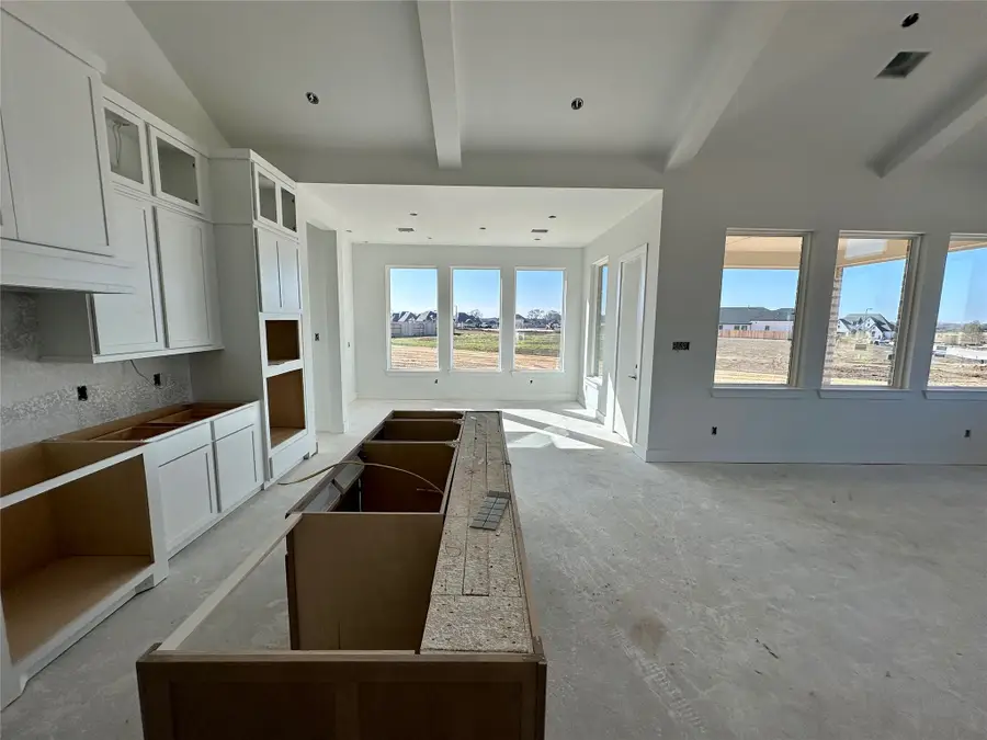 802 Vizsla Court, Montgomery, TX 77316 - Image #3