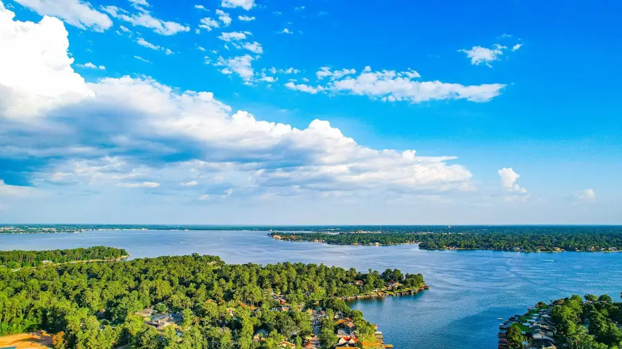 3227 Poe Drive, Montgomery, TX 77356 - Image #3