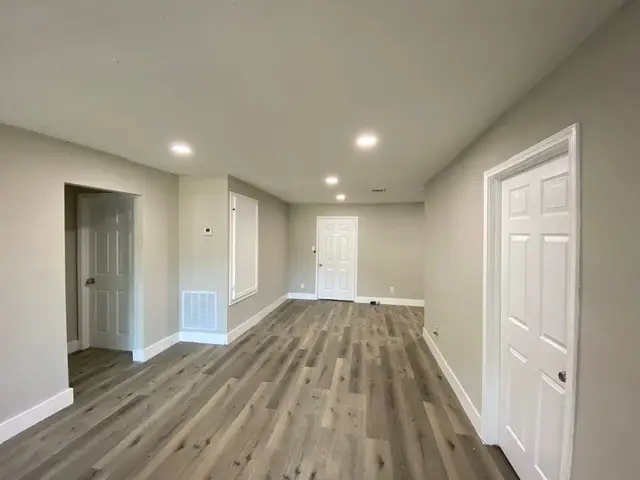 5258 Burma Road, Houston, TX 77033 - #3