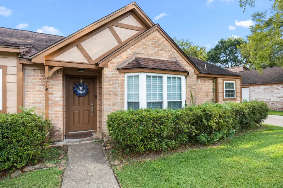 9714 Cantertrot Drive, Humble, TX 77338 - Image #3
