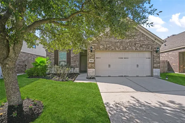 16627 Lake Aquilla Lane, Houston, TX 77044