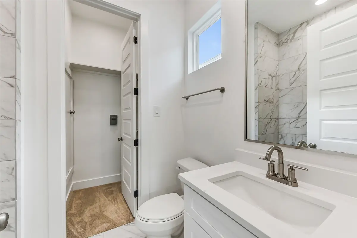 806 Fisher Street #E, Houston, TX 77018 - #1