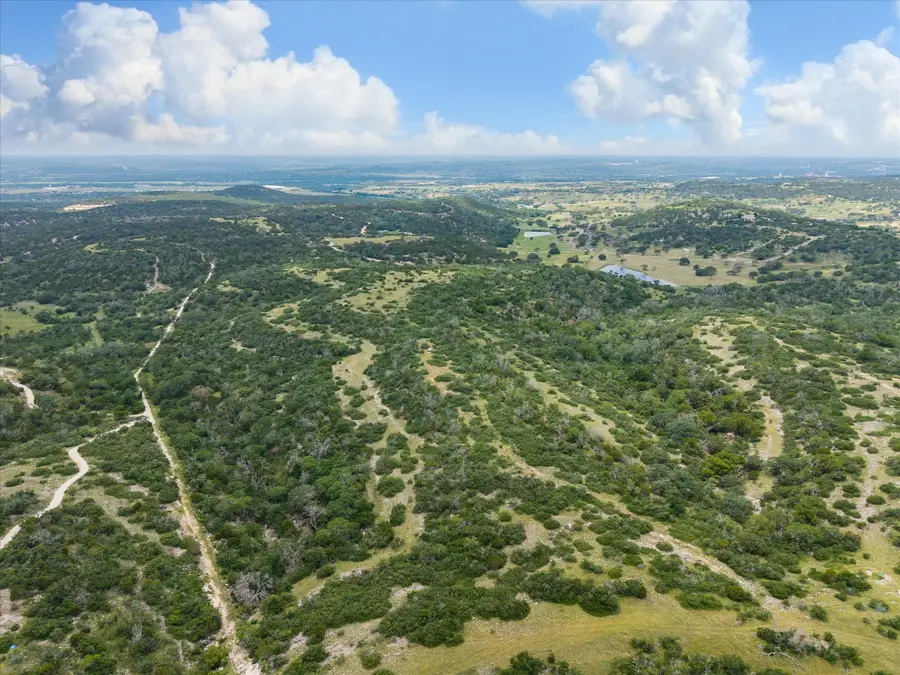 201 W Wind Road, Comfort, TX 78013 - Image #3