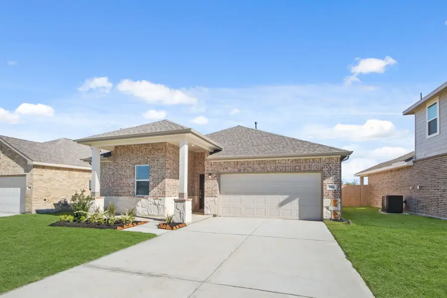 452 East Rose Marie Lane, Montgomery, TX 77356 - Image #2