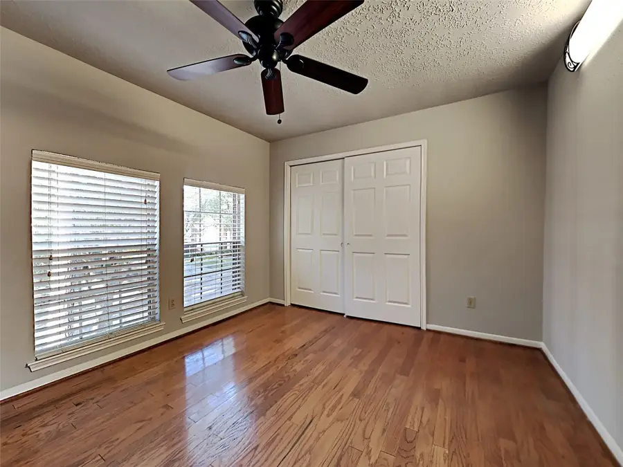 4703 Glasgow Drive, Missouri City, TX 77459 - #3