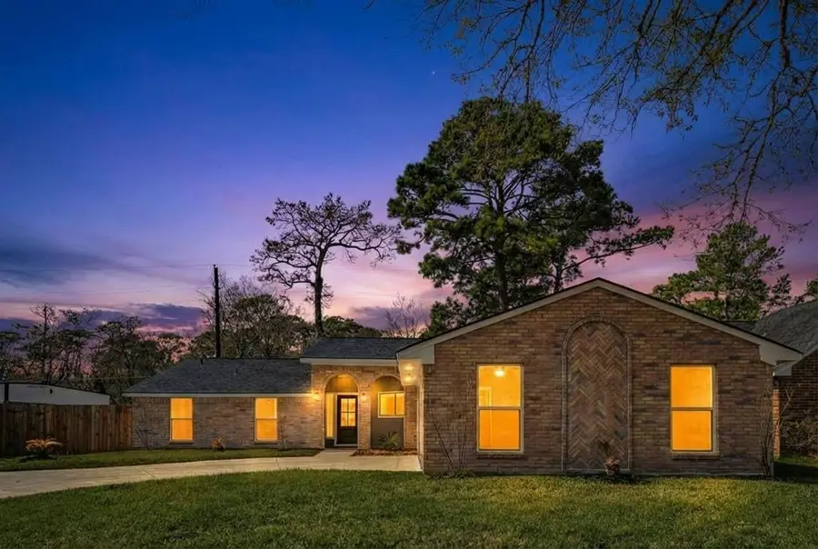 7427 Willow Oak Drive, Baytown, TX 77521 - #2