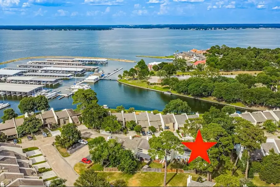 3935 Knollcrest Drive, Montgomery, TX 77356 - Image #2