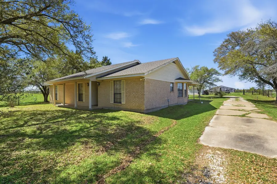 4678 Highway 90, Madisonville, TX 77864 - #2