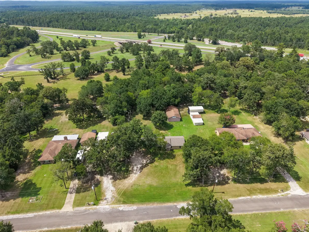 21 Wood Lodge Drive, Huntsville, TX 77320 - #1