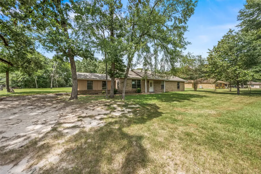 21 Wood Lodge Drive, Huntsville, TX 77320 - #2
