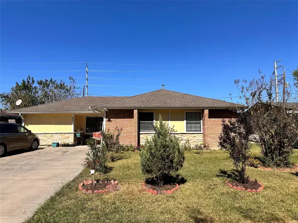 823 Marleen Street, Houston, TX 77034