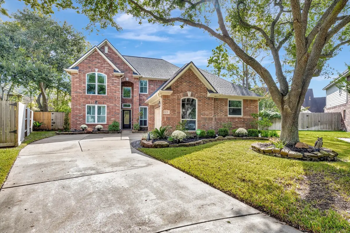 1639 Lakeside Enclave Drive, Houston, TX 77077 - #1