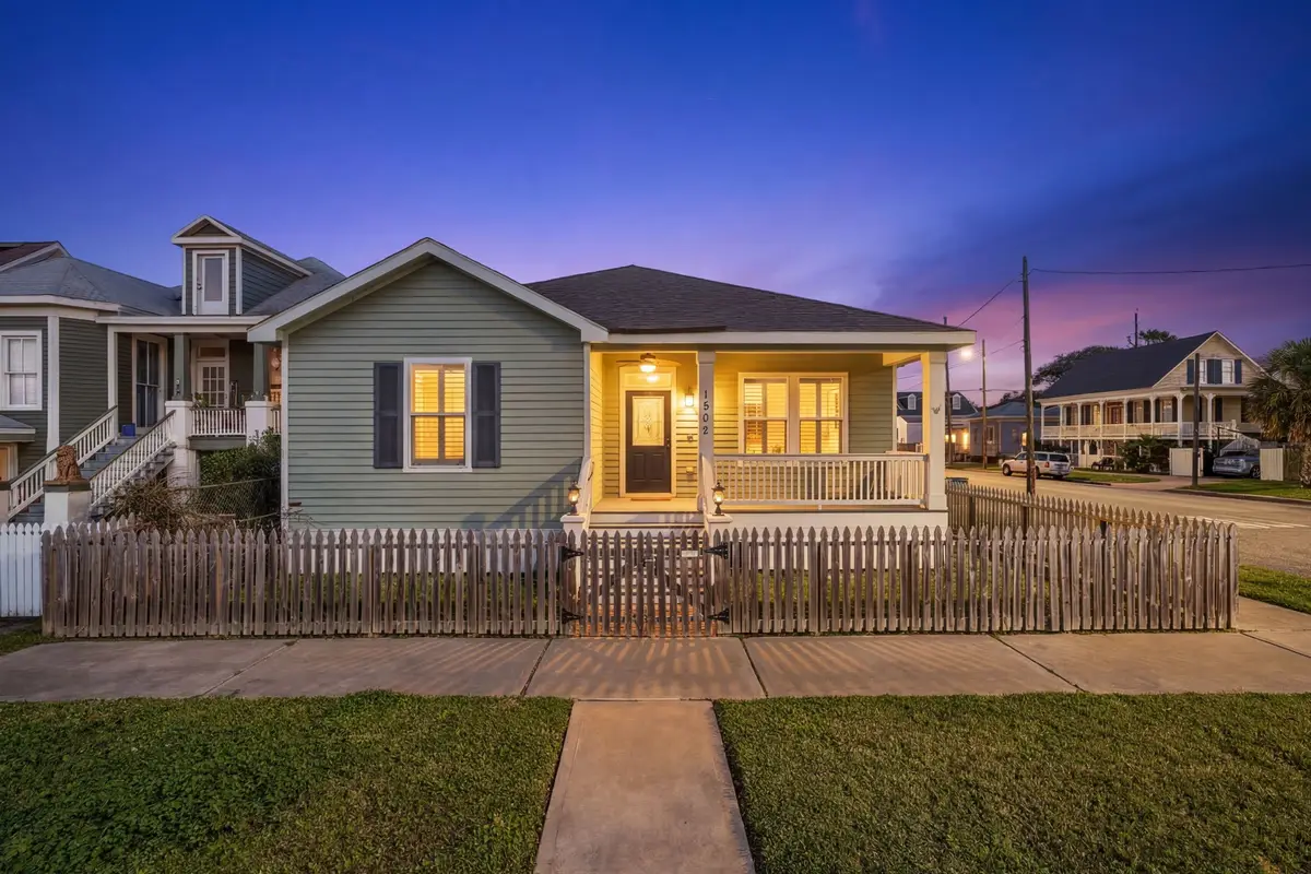 1502 Avenue M, Galveston, TX 77550 - #1