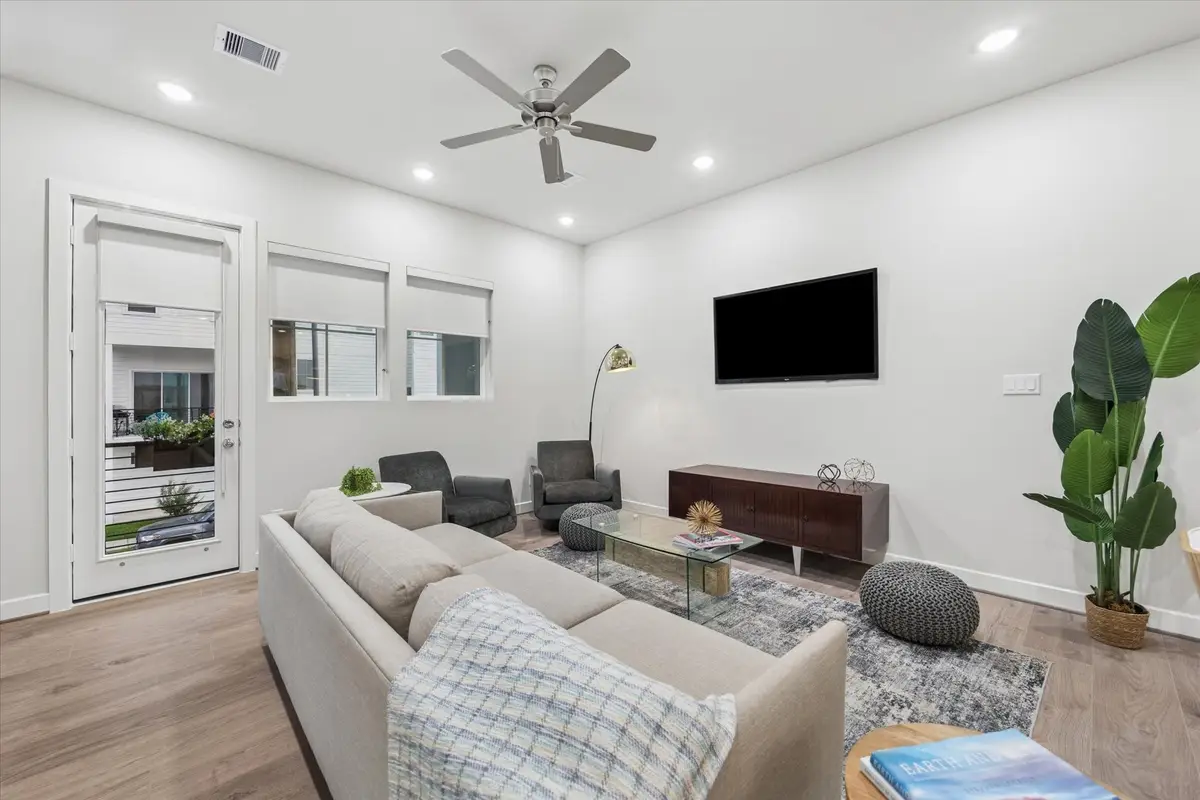 6382 Paddington Bend Drive, Houston, TX 77008 - #1
