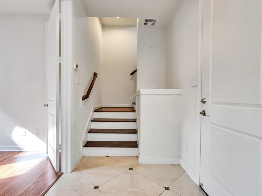 2309 Hadley Street, Houston, TX 77003 - #2
