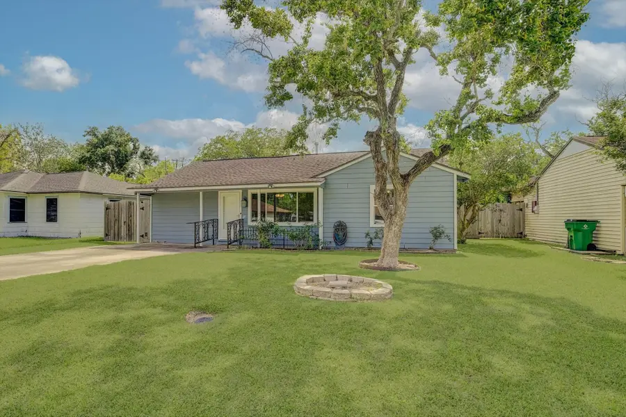 413 Farrer Street, Angleton, TX 77515 - #3