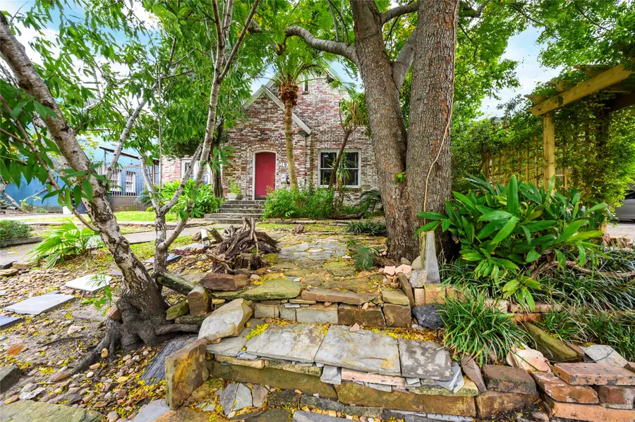 1959 Lexington Street, Houston, TX 77098 - Image #2