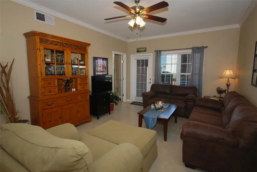 7000 Seawall Boulevard #1124, Galveston, TX 77551 - Image #2