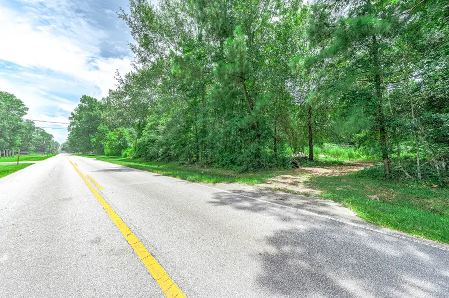 125 Magnolia Lane, Huffman, TX 77336 - #3