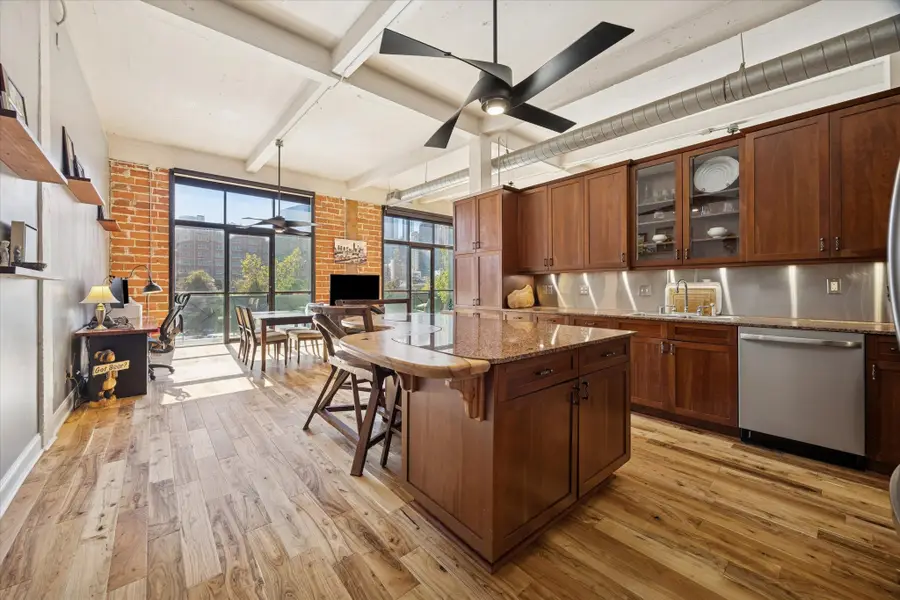 915 N San Jacinto Street #2D, Houston, TX 77002 - Image #3