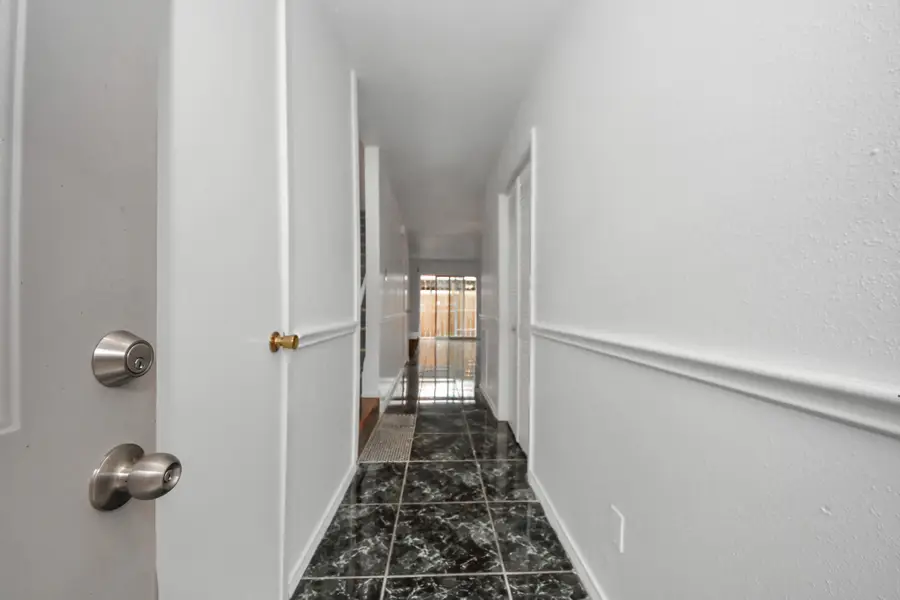 7954 Grove Ridge Drive, Houston, TX 77061 - Image #2