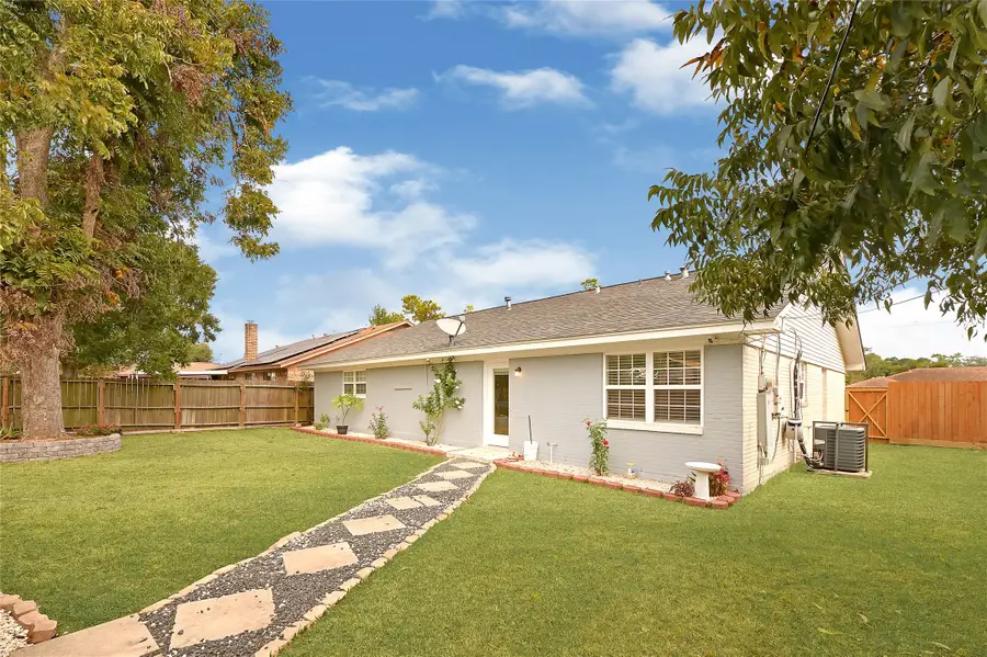 2016 S Houston Road, Pasadena, TX 77502 - Image #3