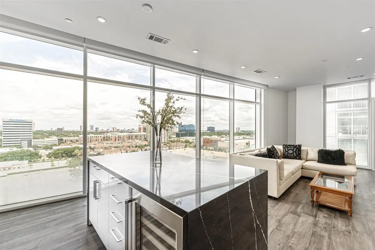 4521 San Felipe Street #1203, Houston, TX 77027 - Image #1