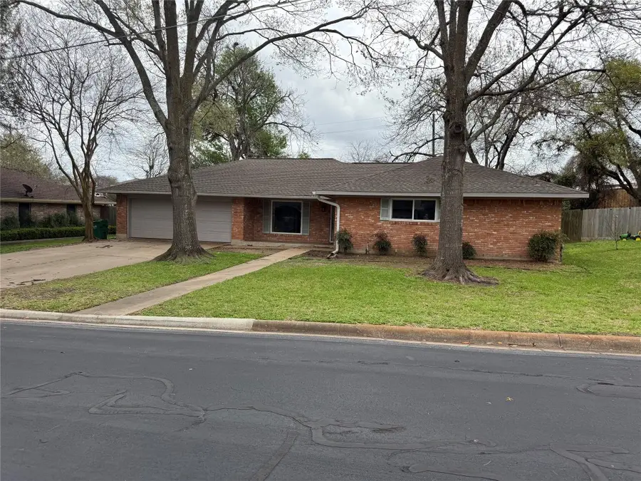 607 Tison Street, Brenham, TX 77833 - #2