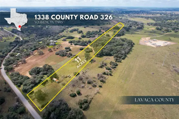 1338 County Road 326, Yoakum, TX 77995