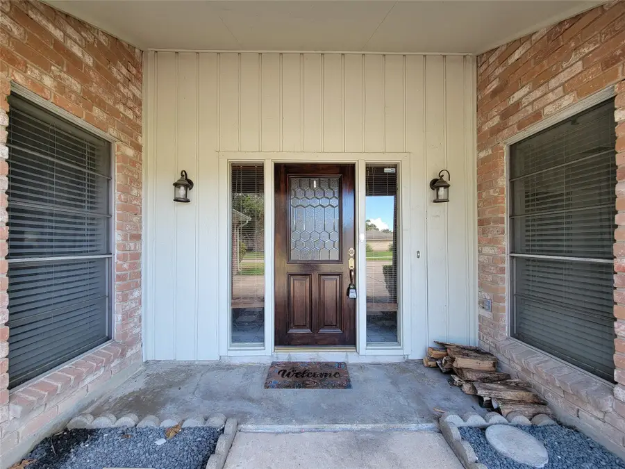 13823 Piping Rock Lane, Houston, TX 77077 - Image #2