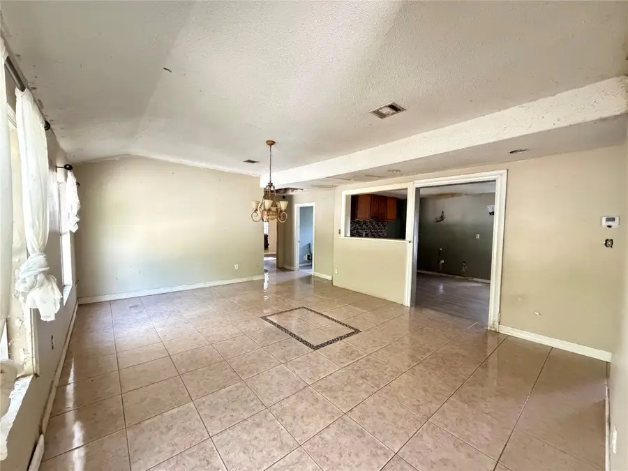 735 Pecan Street, Fresno, TX 77545 - Image #3