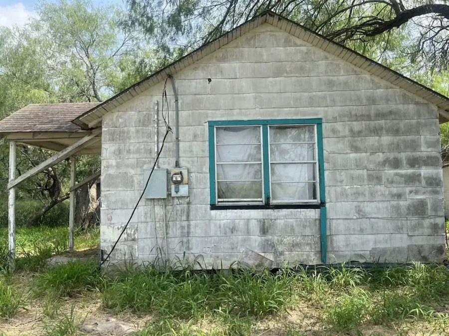 301 E County Road 2280, Riviera, TX 78379 - Image #3