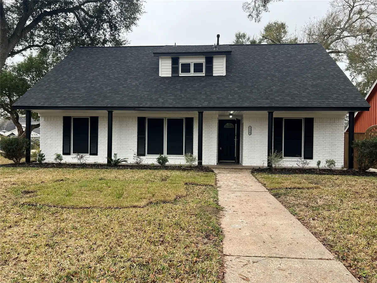 5120 E Bayou Dr, Dickinson, TX 77539 - Image #1