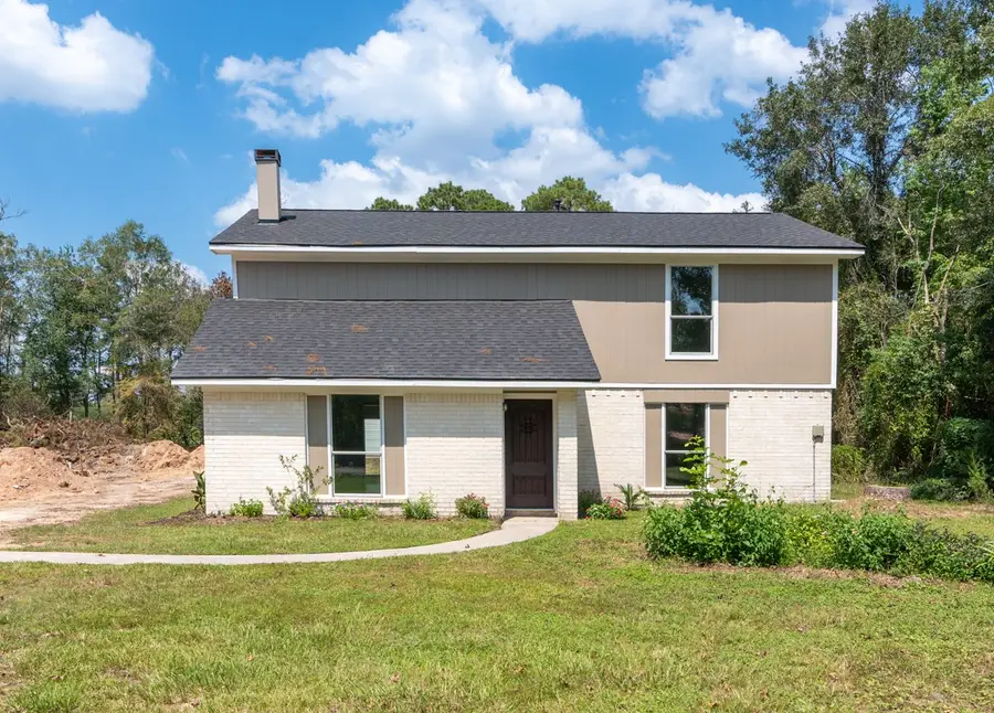 13087 Crystal Trail Drive, Conroe, TX 77306 - Image #2