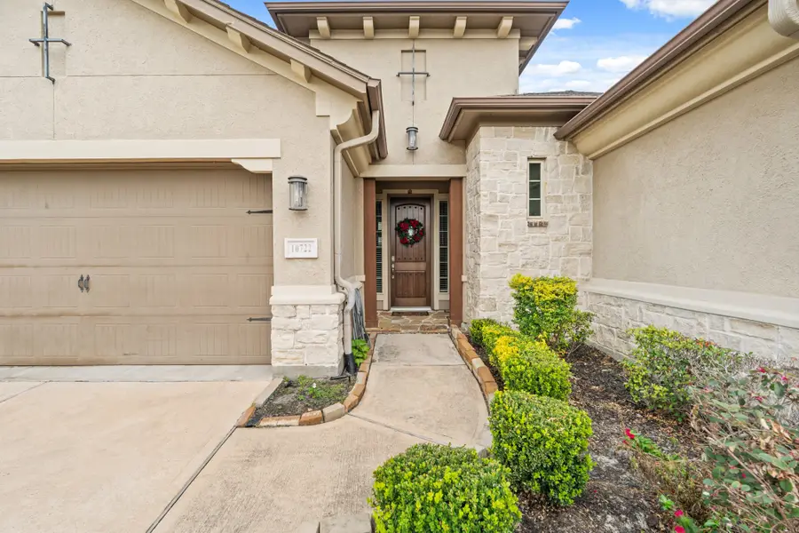 10722 Hilltop Harbor Way, Cypress, TX 77433 - Image #2