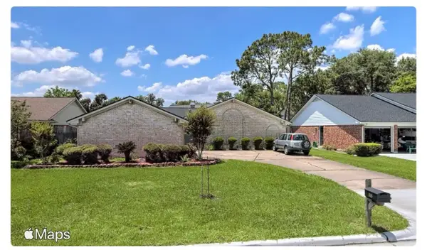 1846 Westwood Drive, Stafford, TX 77477