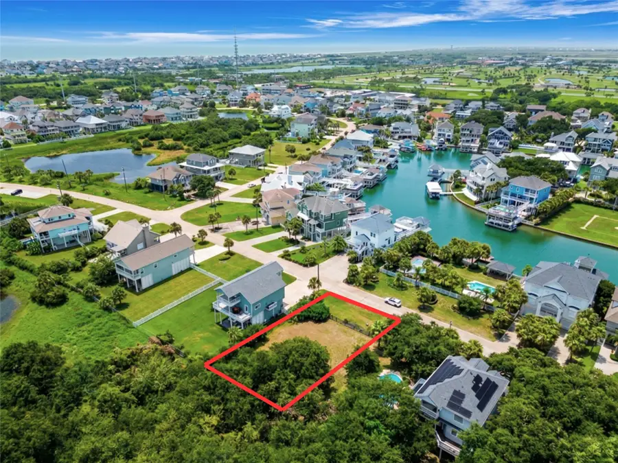 3435 Eckert Drive, Galveston, TX 77554 - #2