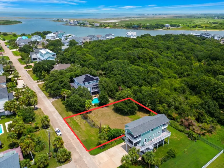 3435 Eckert Drive, Galveston, TX 77554 - #3