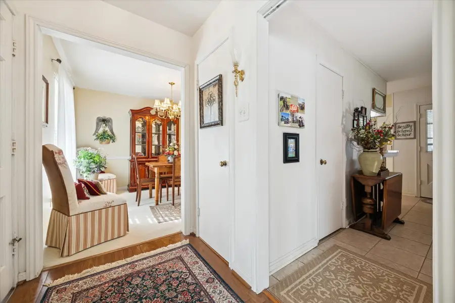 10443 Collingswood Road, La Porte, TX 77571 - Image #3