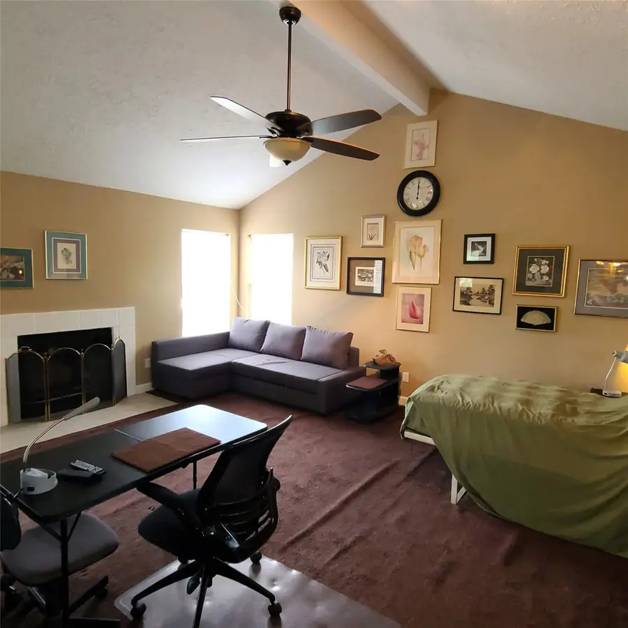 2011 Spenwick Drive #220, Houston, TX 77055 - Image #2