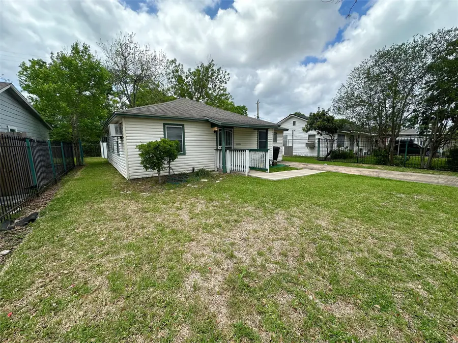 10206 Ashville Drive, Houston, TX 77051 - #3