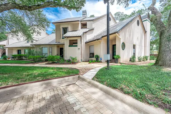 4144 Greystone Way #105, Sugar Land, TX 77479