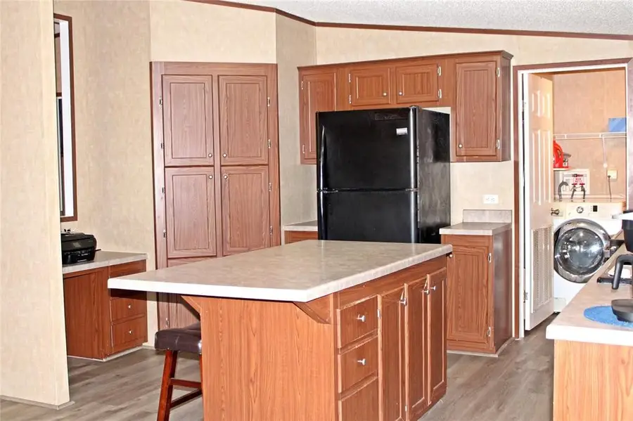 223 Baracuda Drive, Palacios, TX 77465 - Image #3