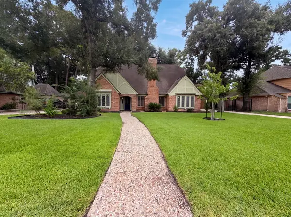 5615 Spanish Oak Drive, Houston, TX 77066