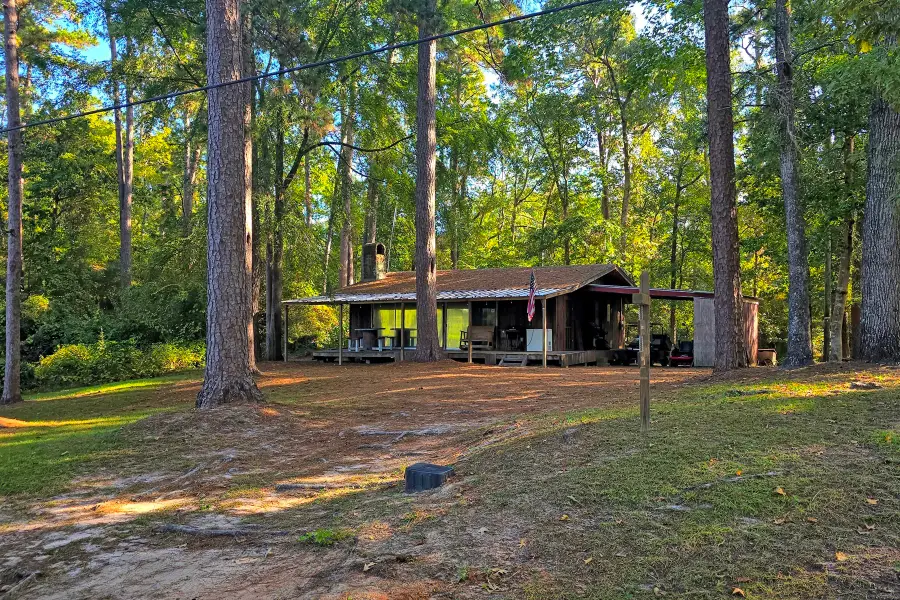 90 W Easy Street, Burkeville, TX 75932 - Image #3